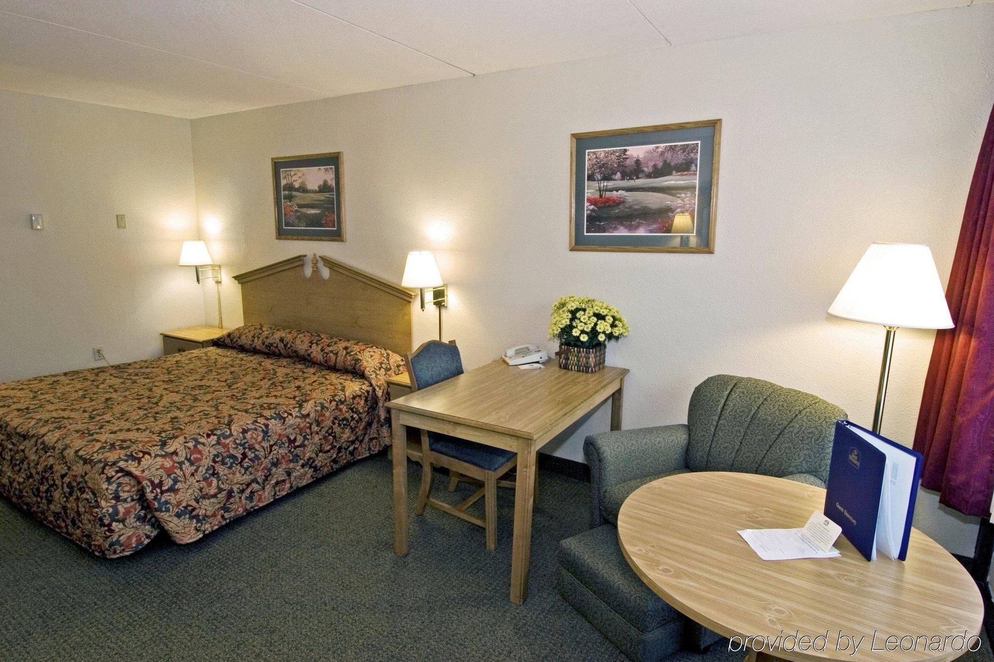 Super 8 By Wyndham Valdosta Mall Esterno foto